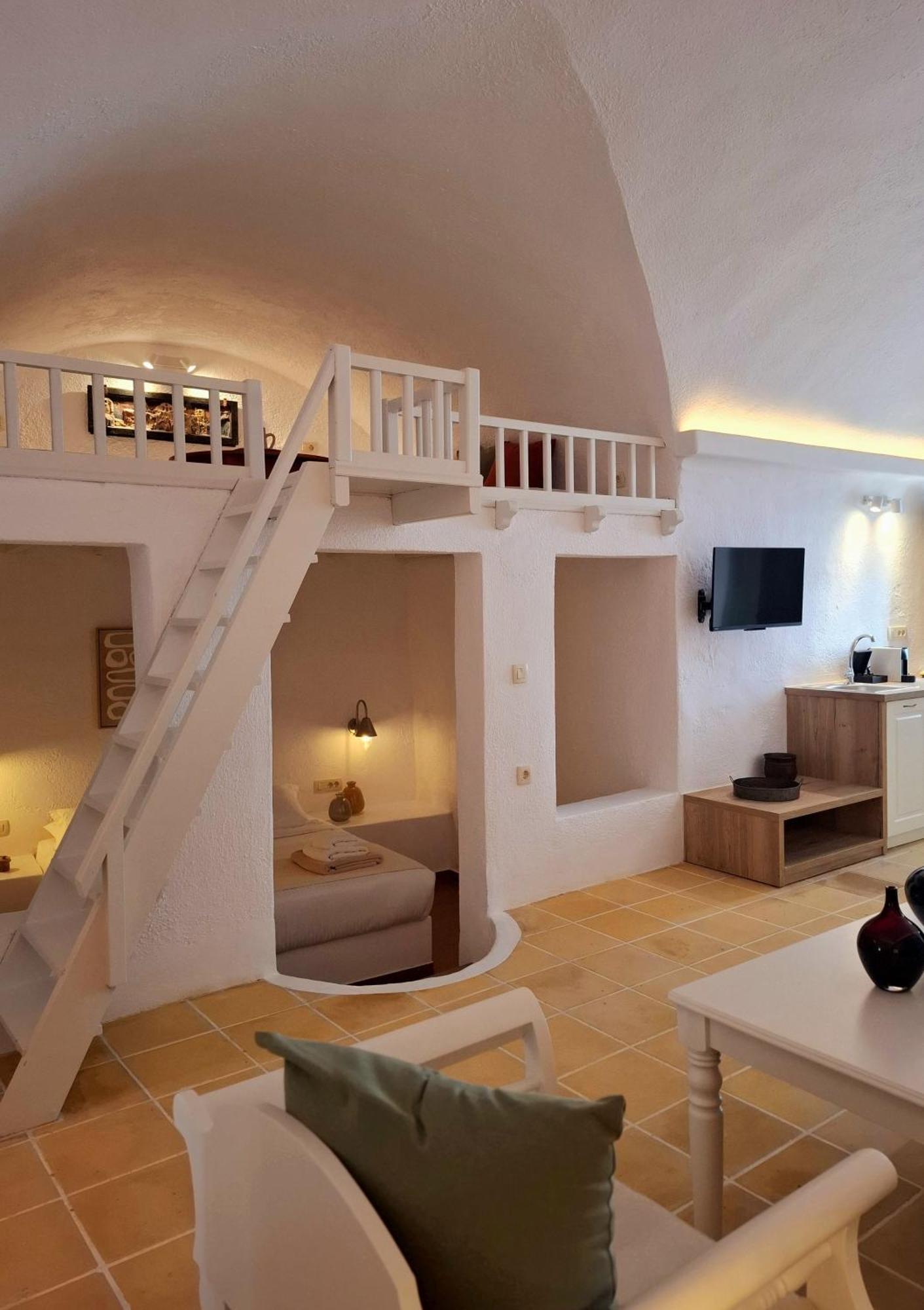 Mardanza Krokos Suites Imerovigli  Exteriér fotografie